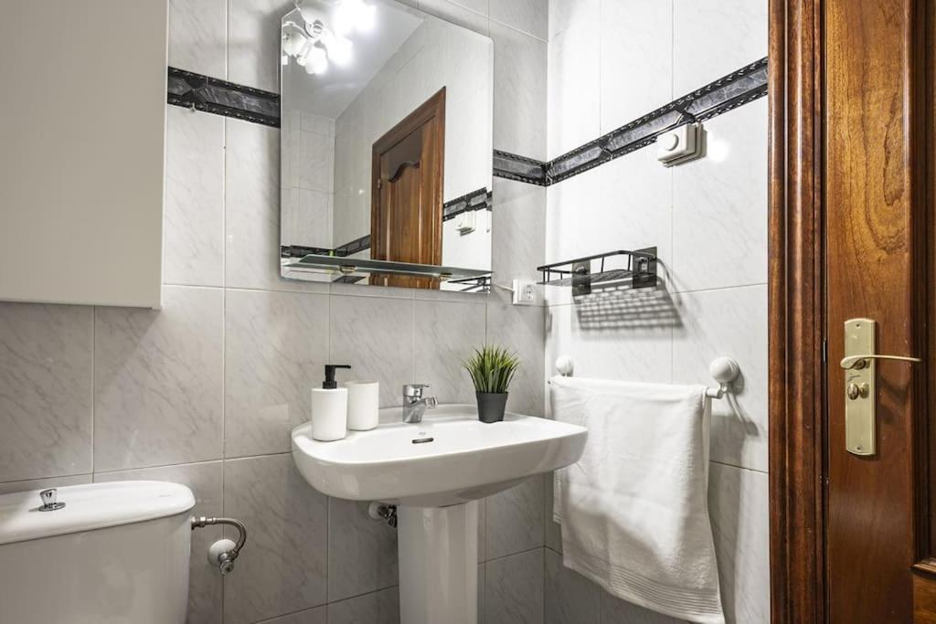 Apartamento La Plazuela Gijón Buitenkant foto